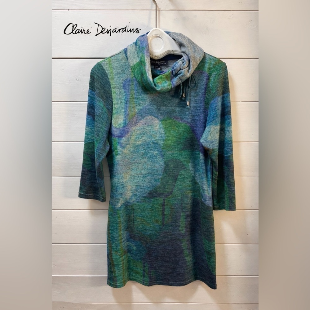 CLAIRE DESJARDINS – Artistic Cowl Neck Top (S)